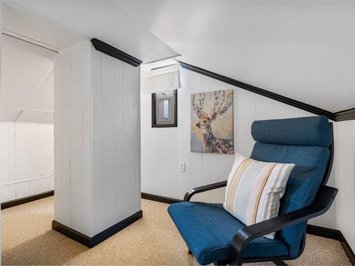 Picture Perfect Bungalow In The Heart Of Dt Vancouver Kültér fotó