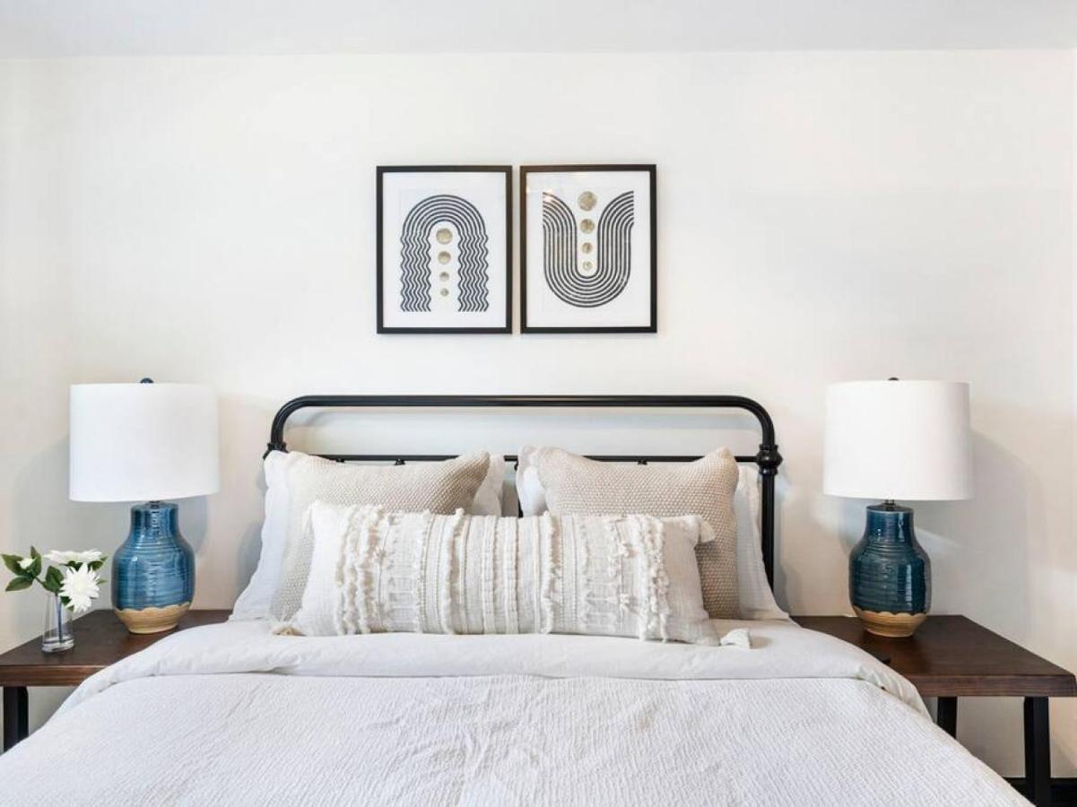 Picture Perfect Bungalow In The Heart Of Dt Vancouver Kültér fotó